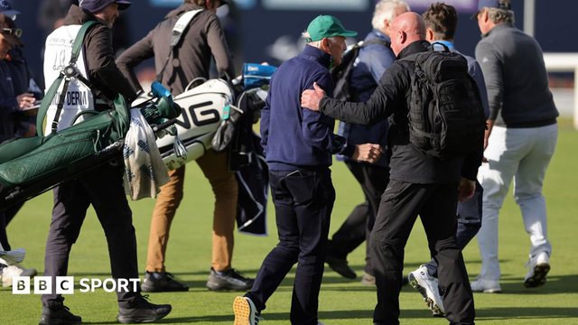 Celtic lên án cuộc biểu tình nhắm vào cổ đông Dermot Desmond tại giải Alfred Dunhill Links
