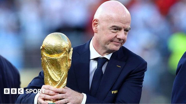 FIFA cáo buộc UEFA phát động chiến dịch bôi nhọ Gianni Infantino