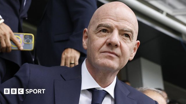 FIFA hủy bỏ kế hoạch gây tranh cãi về việc bán cổ phần World Cup