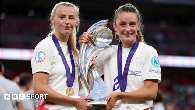 Tuyển Anh thiếu vắng Toone và Kelly trong vòng loại World Cup